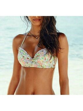 Victoria’s Secret Size 34B Le Bain de Soleil The Getaway Halter Bikini Top